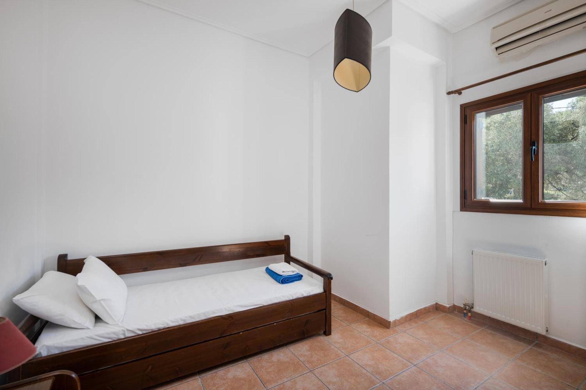 Villa Saronida Esterno foto