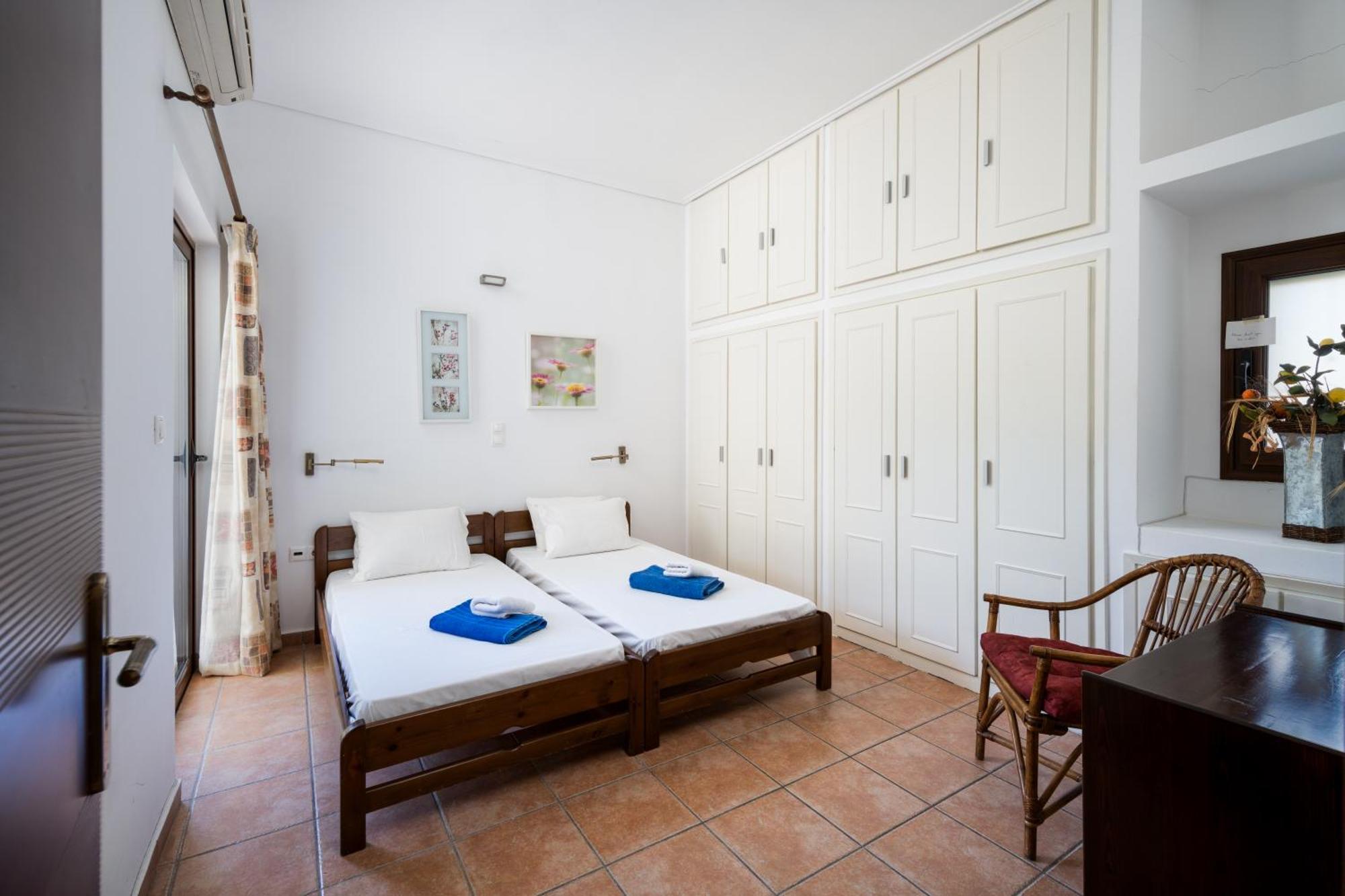 Villa Saronida Esterno foto